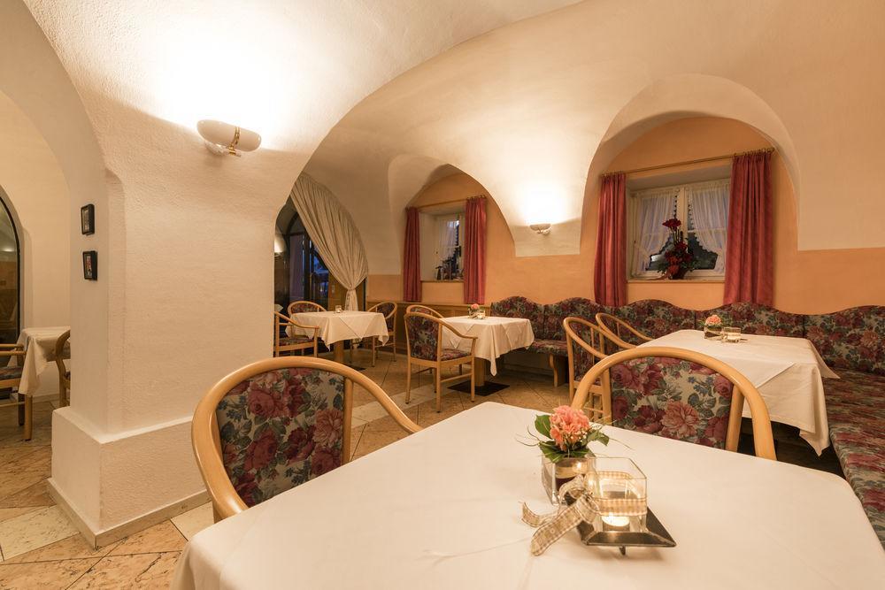 Lener Wirtshaus & Hotel Campo di Trens Eksteriør bilde