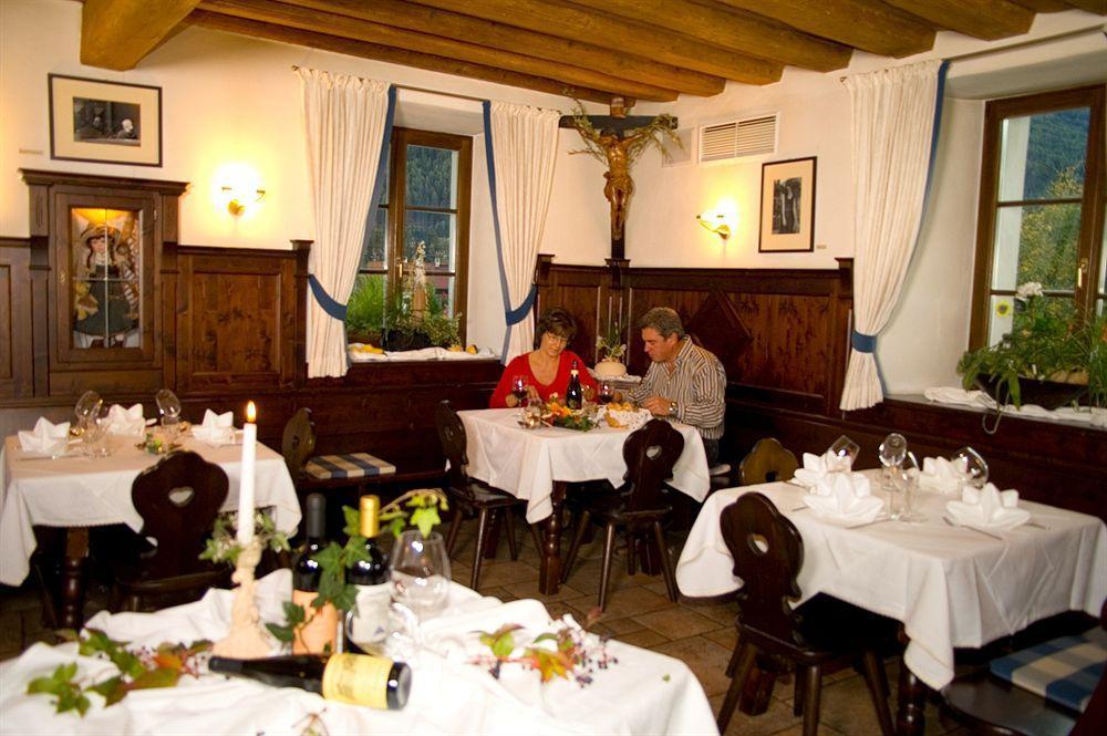 Lener Wirtshaus & Hotel Campo di Trens Eksteriør bilde