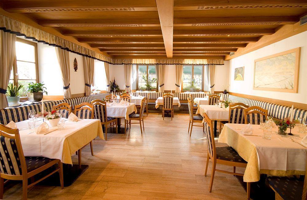 Lener Wirtshaus & Hotel Campo di Trens Eksteriør bilde